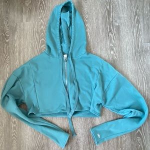 Alo Yoga Cropped Sweater